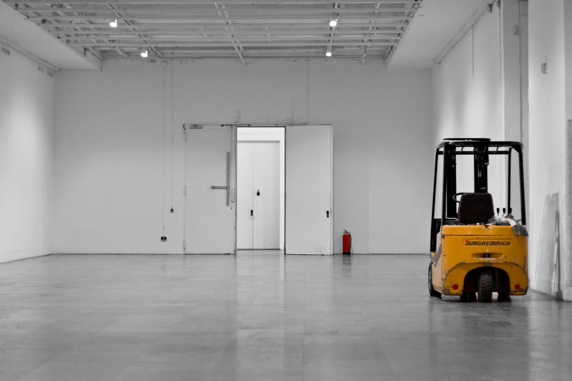 Stillleben - Christian Weber Photo | München - Gabelstapler im Haus der Kunst